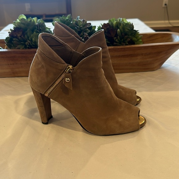 Stuart Weitzman Tan Jump Peep Toe Bootie booties Size 11 - Picture 1 of 7